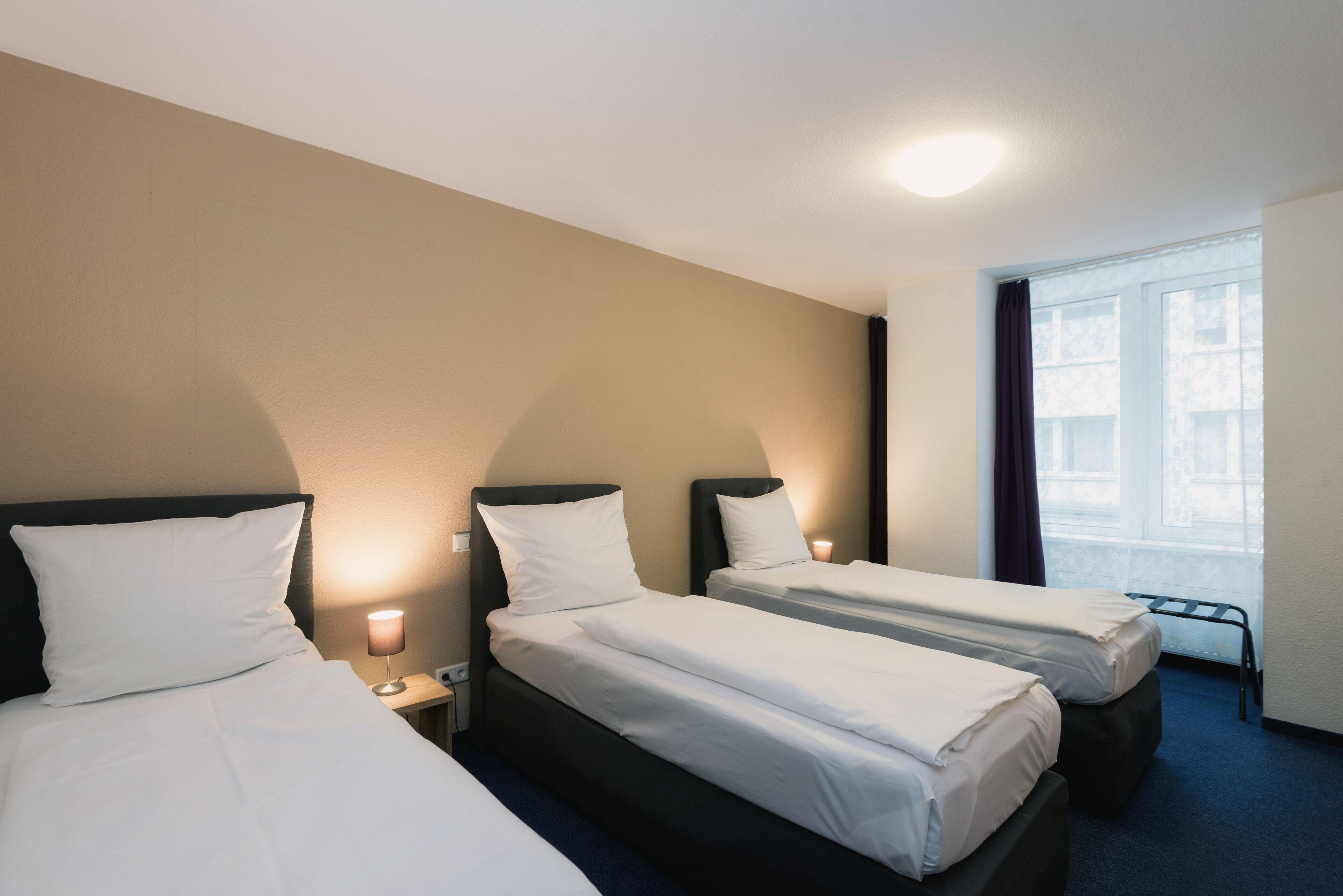 City Apart Hotel - Dusseldorf — Photos 3